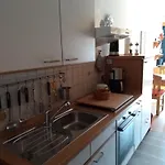Waldkaeuzle27 Apartman *